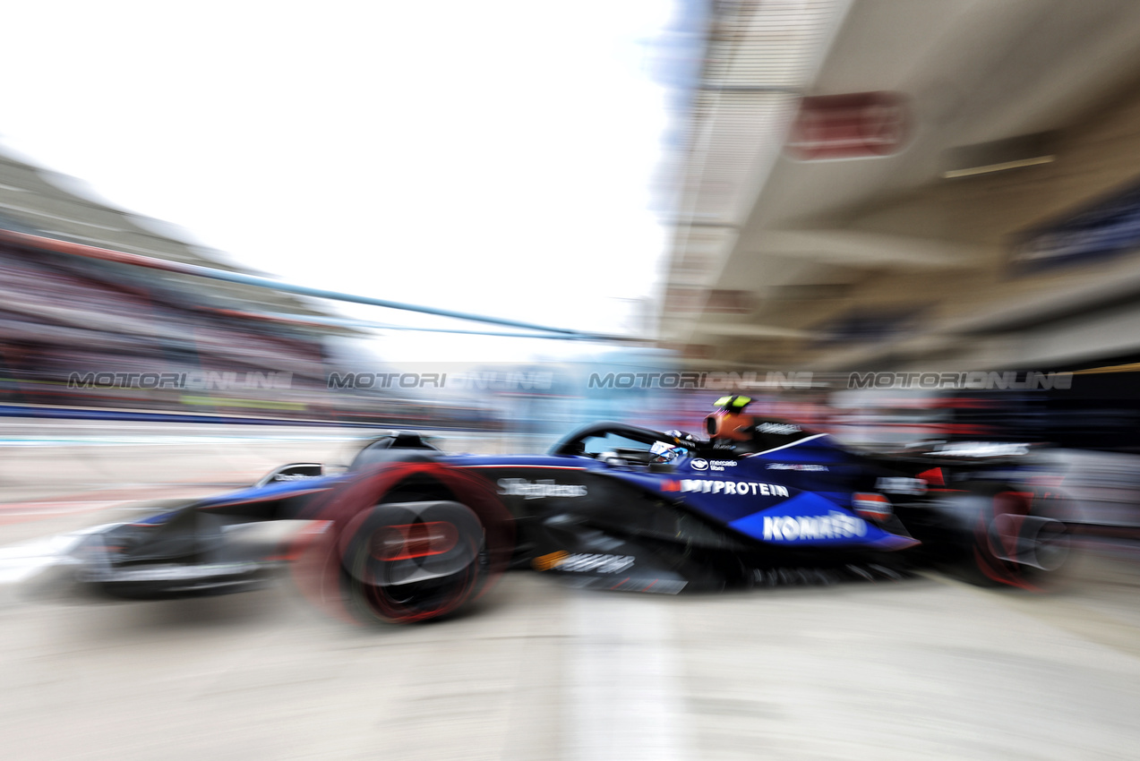 GP STATI UNITI, Franco Colapinto (ARG) Williams Racing FW46.

18.10.2024. Formula 1 World Championship, Rd 19, United States Grand Prix, Austin, Texas, USA, Sprint Qualifiche Day

- www.xpbimages.com, EMail: requests@xpbimages.com © Copyright: Bearne / XPB Images