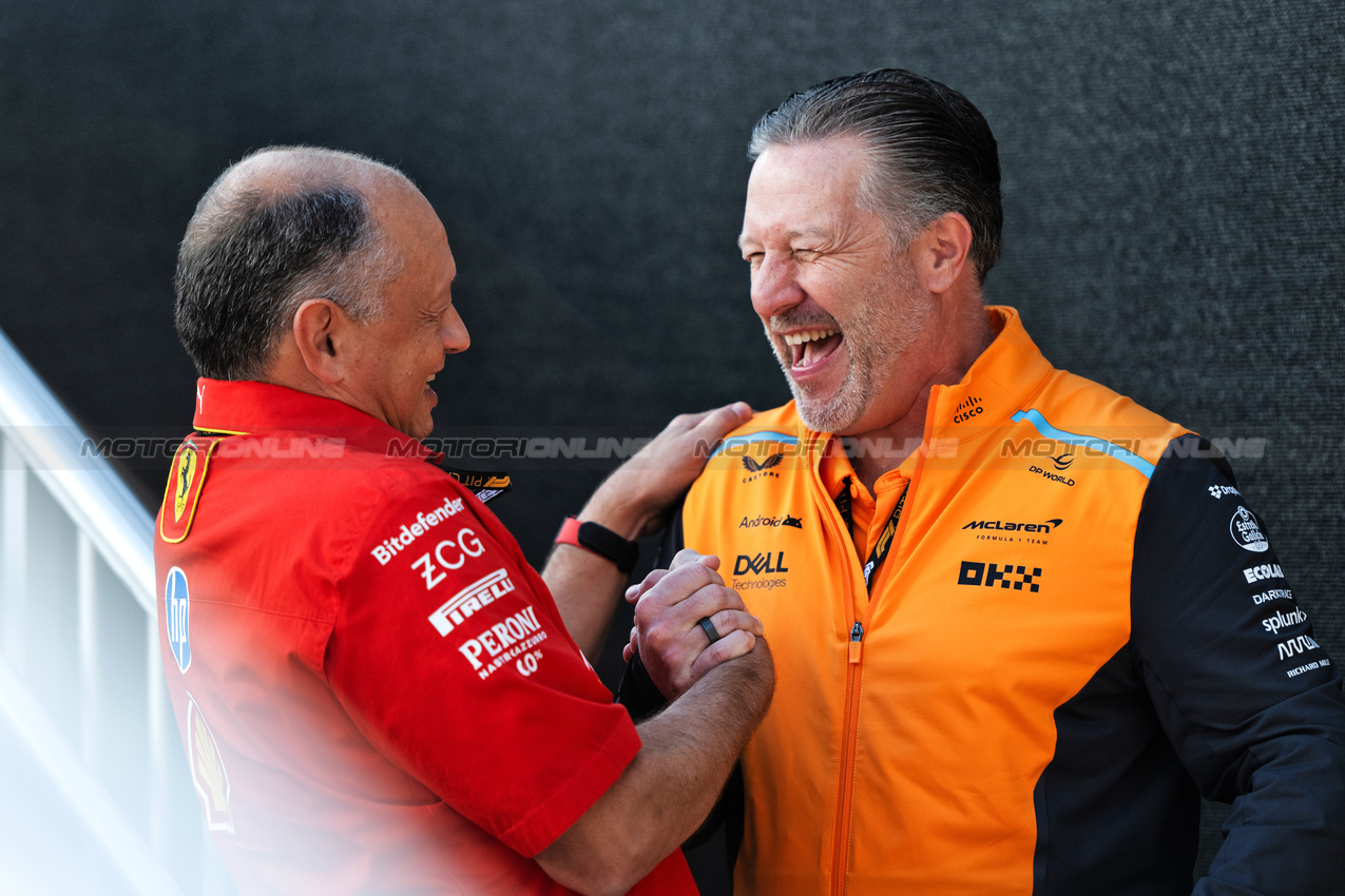 GP STATI UNITI, (L to R): Frederic Vasseur (FRA) Ferrari Team Principal with Zak Brown (USA) McLaren Executive Director.

18.10.2024. Formula 1 World Championship, Rd 19, United States Grand Prix, Austin, Texas, USA, Sprint Qualifiche Day

- www.xpbimages.com, EMail: requests@xpbimages.com © Copyright: Price / XPB Images