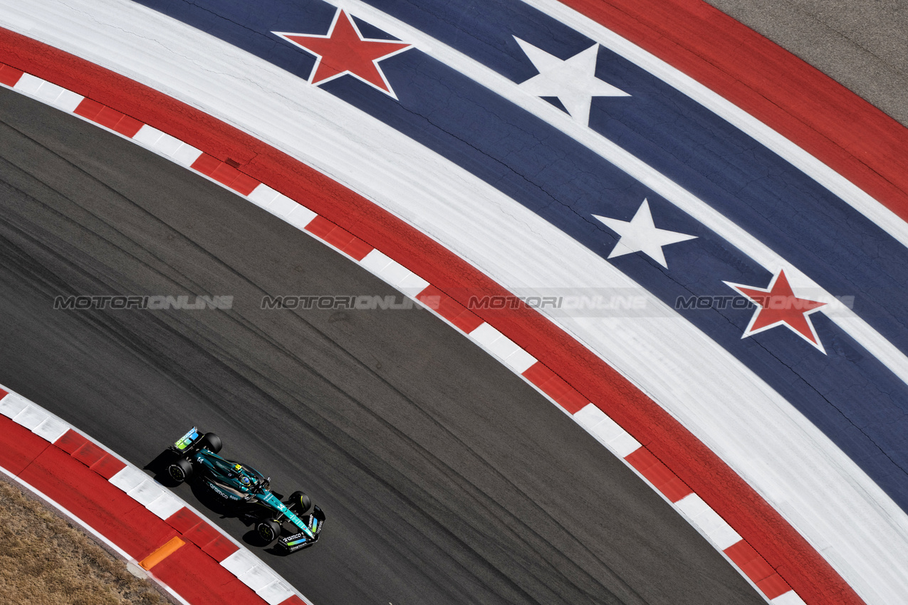 GP STATI UNITI, Fernando Alonso (ESP) Aston Martin F1 Team AMR24.

18.10.2024. Formula 1 World Championship, Rd 19, United States Grand Prix, Austin, Texas, USA, Sprint Qualifiche Day

- www.xpbimages.com, EMail: requests@xpbimages.com © Copyright: Price / XPB Images