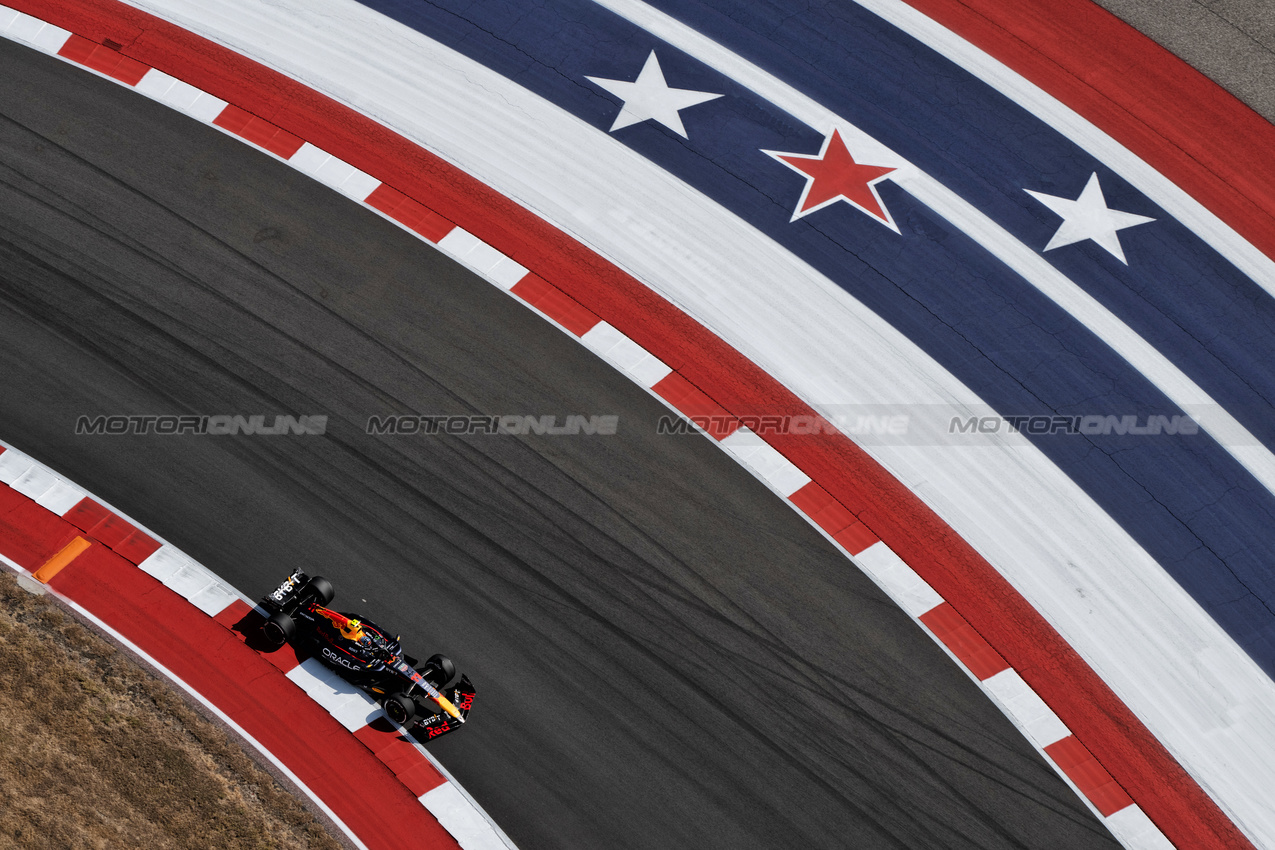 GP STATI UNITI, Sergio Perez (MEX) Red Bull Racing RB20.

18.10.2024. Formula 1 World Championship, Rd 19, United States Grand Prix, Austin, Texas, USA, Sprint Qualifiche Day

- www.xpbimages.com, EMail: requests@xpbimages.com © Copyright: Price / XPB Images