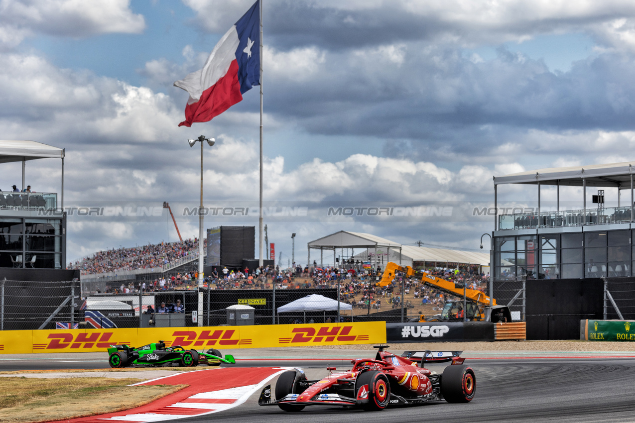 GP STATI UNITI, Charles Leclerc (MON) Ferrari SF-24.

18.10.2024. Formula 1 World Championship, Rd 19, United States Grand Prix, Austin, Texas, USA, Sprint Qualifiche Day

 - www.xpbimages.com, EMail: requests@xpbimages.com © Copyright: Rew / XPB Images