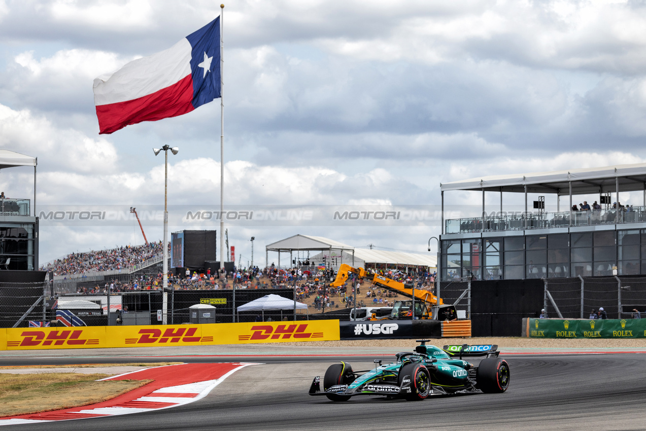 GP STATI UNITI, Lance Stroll (CDN) Aston Martin F1 Team AMR24.

18.10.2024. Formula 1 World Championship, Rd 19, United States Grand Prix, Austin, Texas, USA, Sprint Qualifiche Day

 - www.xpbimages.com, EMail: requests@xpbimages.com © Copyright: Rew / XPB Images