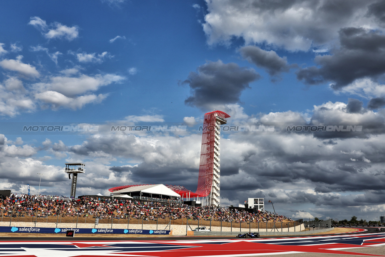 GP STATI UNITI, Alexander Albon (THA) Williams Racing FW46.

18.10.2024. Formula 1 World Championship, Rd 19, United States Grand Prix, Austin, Texas, USA, Sprint Qualifiche Day

- www.xpbimages.com, EMail: requests@xpbimages.com © Copyright: Moy / XPB Images