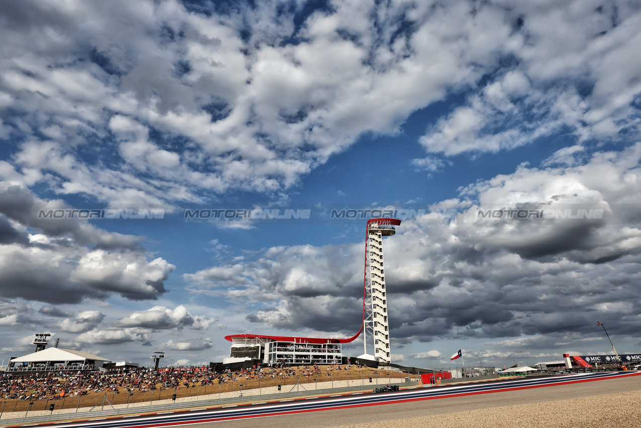 GP STATI UNITI, Kevin Magnussen (DEN) Haas VF-24.



18.10.2024. Formula 1 World Championship, Rd 19, United States Grand Prix, Austin, Texas, USA, Sprint Qualifiche Day

- www.xpbimages.com, EMail: requests@xpbimages.com © Copyright: Moy / XPB Images