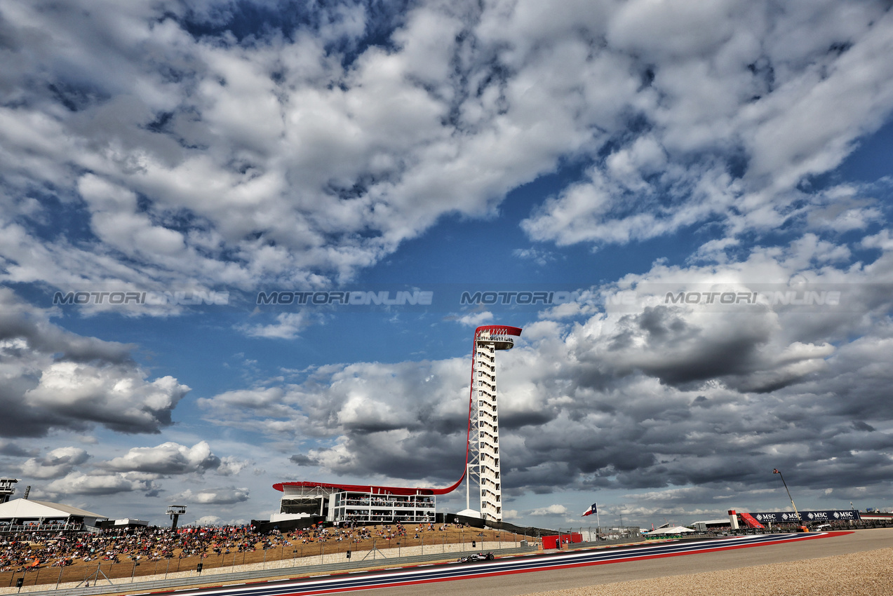 GP STATI UNITI, Franco Colapinto (ARG) Williams Racing FW46.

18.10.2024. Formula 1 World Championship, Rd 19, United States Grand Prix, Austin, Texas, USA, Sprint Qualifiche Day

- www.xpbimages.com, EMail: requests@xpbimages.com © Copyright: Moy / XPB Images