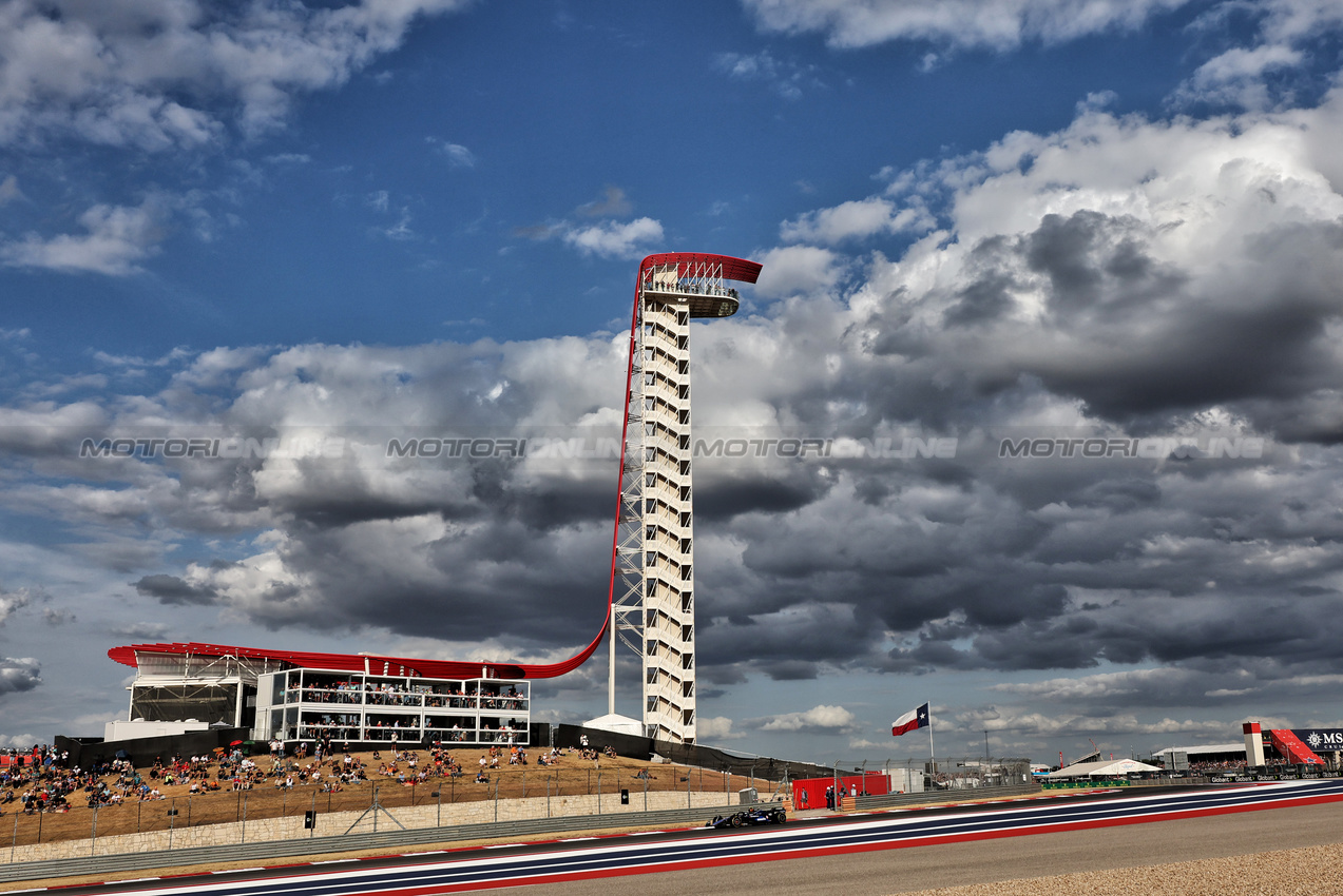 GP STATI UNITI, Franco Colapinto (ARG) Williams Racing FW46.

18.10.2024. Formula 1 World Championship, Rd 19, United States Grand Prix, Austin, Texas, USA, Sprint Qualifiche Day

- www.xpbimages.com, EMail: requests@xpbimages.com © Copyright: Moy / XPB Images