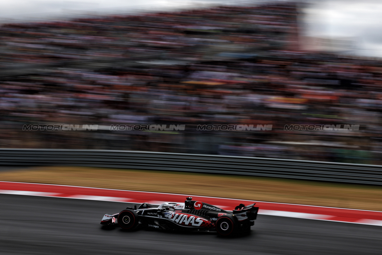 GP STATI UNITI, Kevin Magnussen (DEN) Haas VF-24.

18.10.2024. Formula 1 World Championship, Rd 19, United States Grand Prix, Austin, Texas, USA, Sprint Qualifiche Day

 - www.xpbimages.com, EMail: requests@xpbimages.com © Copyright: Coates / XPB Images