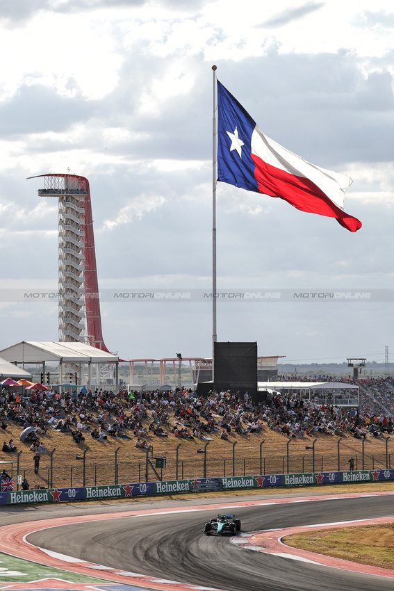 GP STATI UNITI, Fernando Alonso (ESP) Aston Martin F1 Team AMR24.

18.10.2024. Formula 1 World Championship, Rd 19, United States Grand Prix, Austin, Texas, USA, Sprint Qualifiche Day

- www.xpbimages.com, EMail: requests@xpbimages.com © Copyright: Bearne / XPB Images