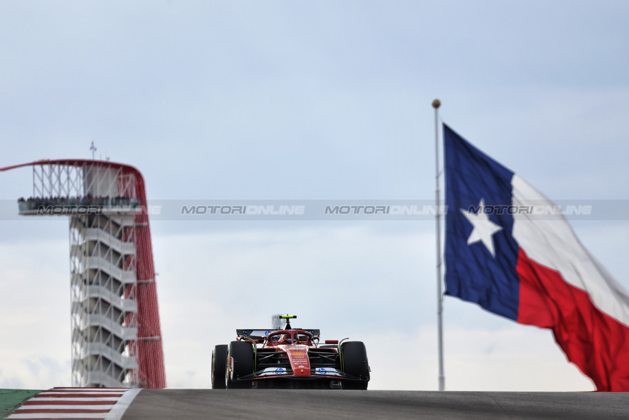 GP STATI UNITI, Carlos Sainz Jr (ESP) Ferrari SF-24.

18.10.2024. Formula 1 World Championship, Rd 19, United States Grand Prix, Austin, Texas, USA, Sprint Qualifiche Day

- www.xpbimages.com, EMail: requests@xpbimages.com © Copyright: Bearne / XPB Images