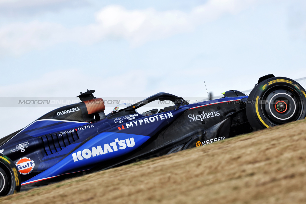 GP STATI UNITI, Alexander Albon (THA) Williams Racing FW46.

18.10.2024. Formula 1 World Championship, Rd 19, United States Grand Prix, Austin, Texas, USA, Sprint Qualifiche Day

- www.xpbimages.com, EMail: requests@xpbimages.com © Copyright: Bearne / XPB Images