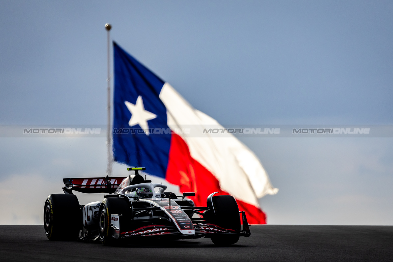 GP STATI UNITI, Nico Hulkenberg (GER) Haas VF-24.

18.10.2024. Formula 1 World Championship, Rd 19, United States Grand Prix, Austin, Texas, USA, Sprint Qualifiche Day

- www.xpbimages.com, EMail: requests@xpbimages.com © Copyright: Bearne / XPB Images