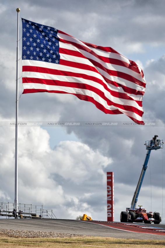 GP STATI UNITI, Carlos Sainz Jr (ESP) Ferrari SF-24.

18.10.2024. Formula 1 World Championship, Rd 19, United States Grand Prix, Austin, Texas, USA, Sprint Qualifiche Day

 - www.xpbimages.com, EMail: requests@xpbimages.com © Copyright: Rew / XPB Images