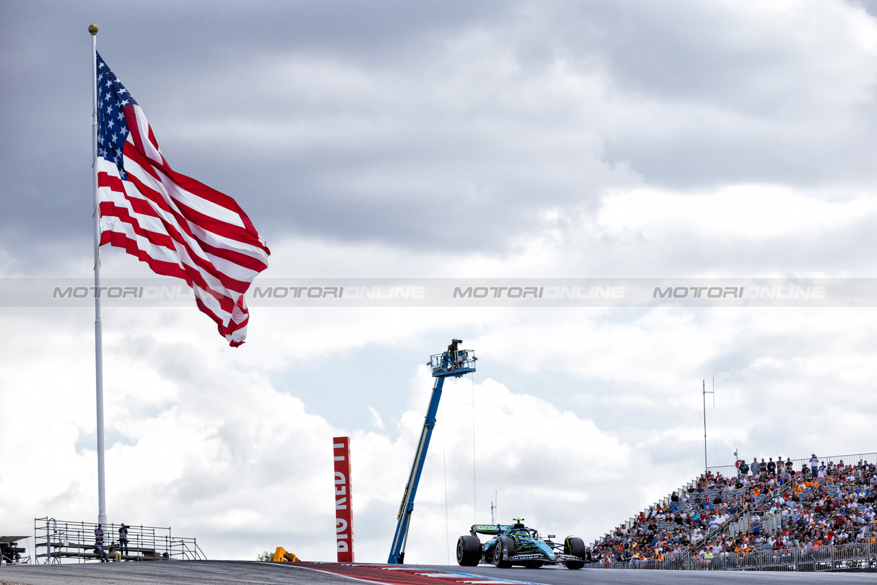 GP STATI UNITI, Fernando Alonso (ESP) Aston Martin F1 Team AMR24.

18.10.2024. Formula 1 World Championship, Rd 19, United States Grand Prix, Austin, Texas, USA, Sprint Qualifiche Day

 - www.xpbimages.com, EMail: requests@xpbimages.com © Copyright: Rew / XPB Images