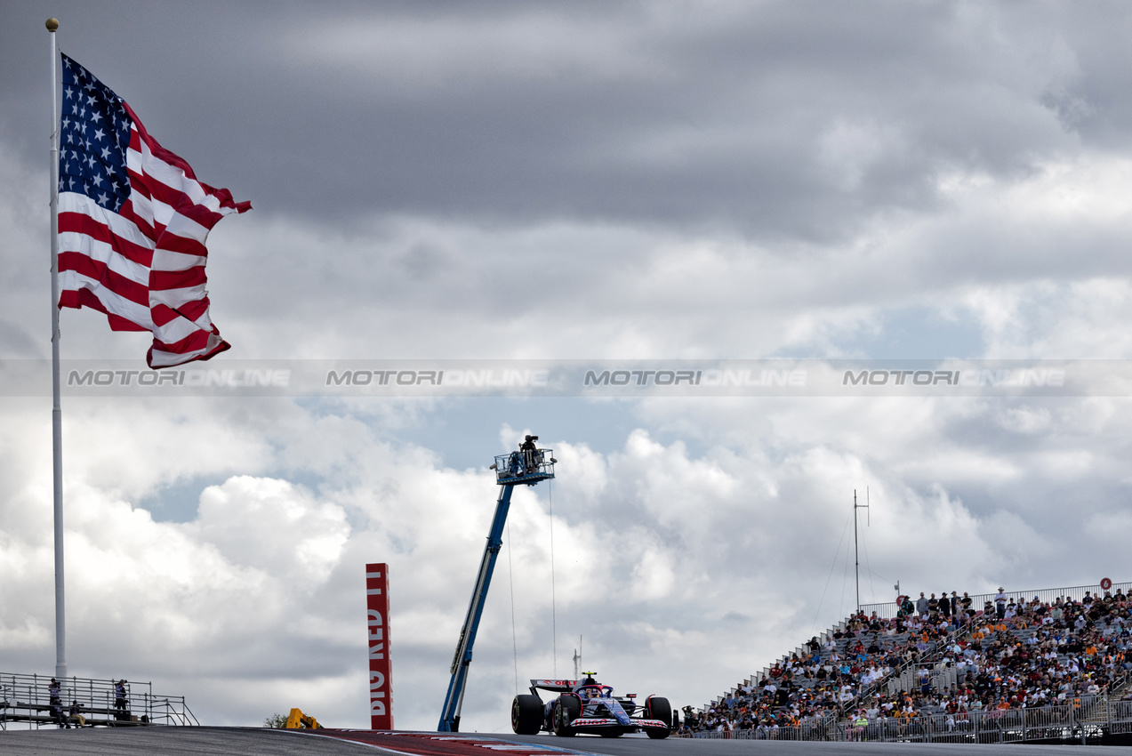 GP STATI UNITI, Yuki Tsunoda (JPN) RB VCARB 01.

18.10.2024. Formula 1 World Championship, Rd 19, United States Grand Prix, Austin, Texas, USA, Sprint Qualifiche Day

 - www.xpbimages.com, EMail: requests@xpbimages.com © Copyright: Rew / XPB Images