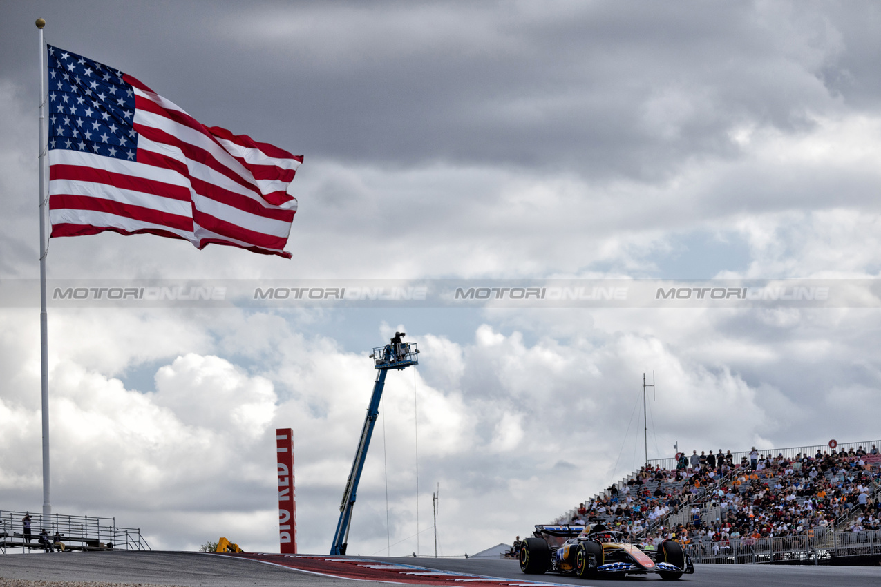 GP STATI UNITI, Esteban Ocon (FRA) Alpine F1 Team A524.

18.10.2024. Formula 1 World Championship, Rd 19, United States Grand Prix, Austin, Texas, USA, Sprint Qualifiche Day

 - www.xpbimages.com, EMail: requests@xpbimages.com © Copyright: Rew / XPB Images