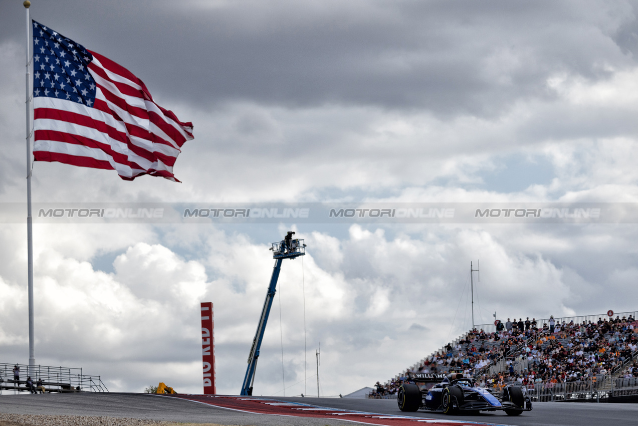 GP STATI UNITI, Alexander Albon (THA) Williams Racing FW46.

18.10.2024. Formula 1 World Championship, Rd 19, United States Grand Prix, Austin, Texas, USA, Sprint Qualifiche Day

 - www.xpbimages.com, EMail: requests@xpbimages.com © Copyright: Rew / XPB Images