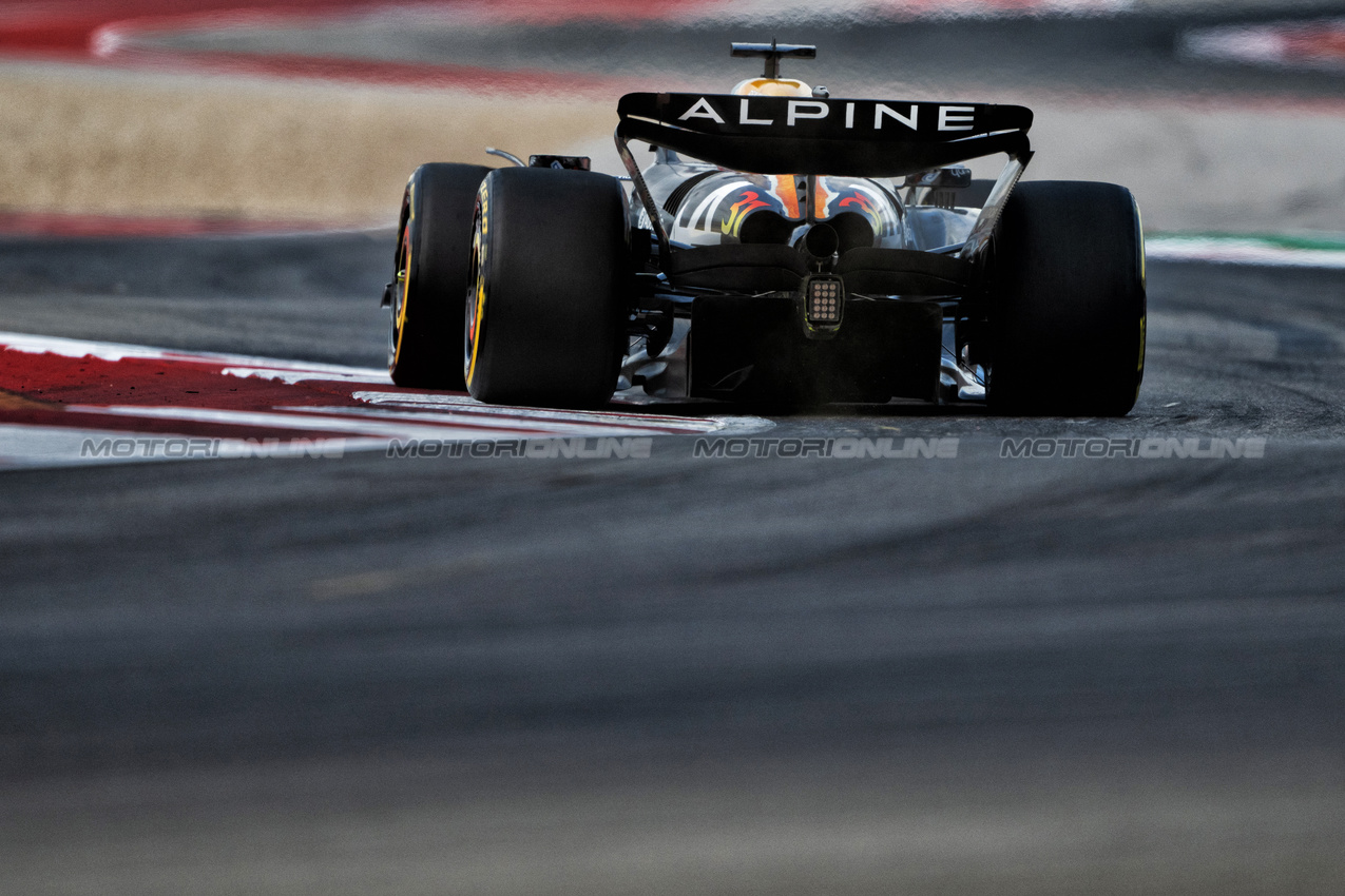 GP STATI UNITI, Esteban Ocon (FRA) Alpine F1 Team A524.

18.10.2024. Formula 1 World Championship, Rd 19, United States Grand Prix, Austin, Texas, USA, Sprint Qualifiche Day

- www.xpbimages.com, EMail: requests@xpbimages.com © Copyright: Price / XPB Images