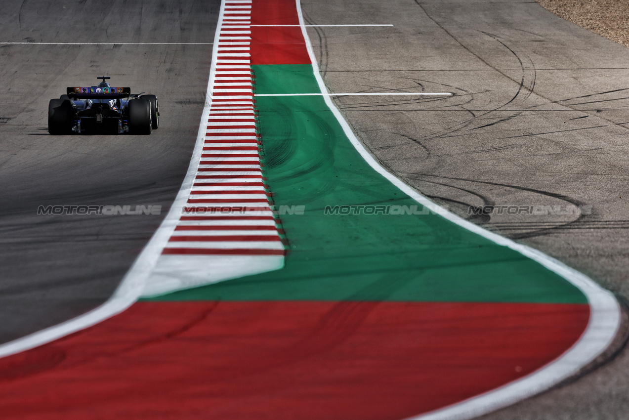 GP STATI UNITI, Alexander Albon (THA) Williams Racing FW46.

18.10.2024. Formula 1 World Championship, Rd 19, United States Grand Prix, Austin, Texas, USA, Sprint Qualifiche Day

- www.xpbimages.com, EMail: requests@xpbimages.com © Copyright: Moy / XPB Images