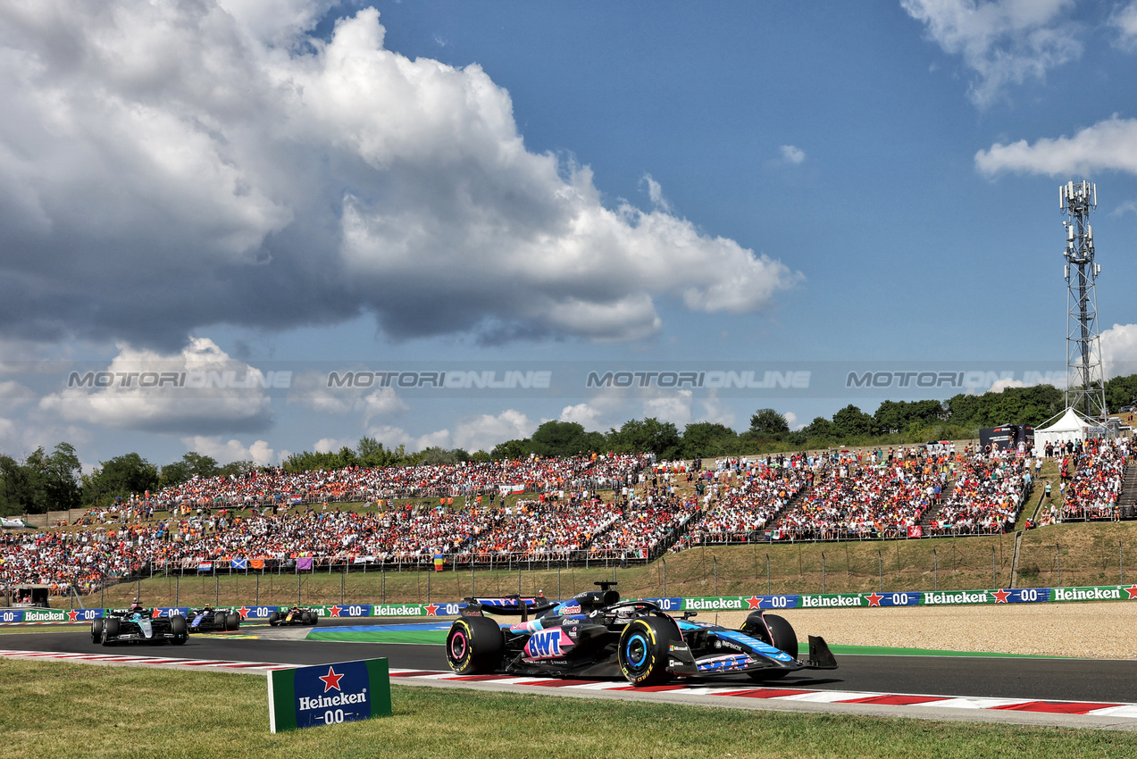 GP UNGHERIA, Esteban Ocon (FRA) Alpine F1 Team A524.

21.07.2024. Formula 1 World Championship, Rd 13, Hungarian Grand Prix, Budapest, Hungary, Gara Day.

- www.xpbimages.com, EMail: requests@xpbimages.com © Copyright: Bearne / XPB Images