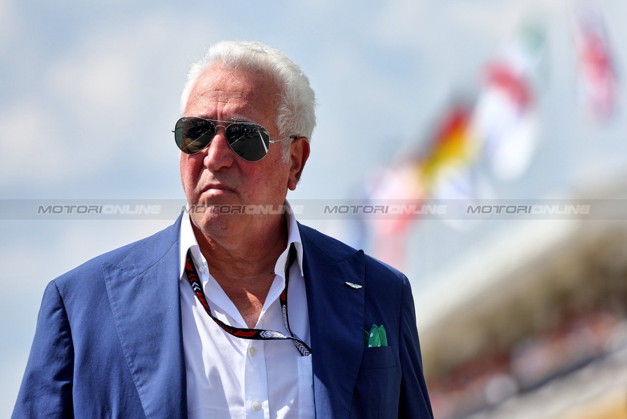 GP UNGHERIA, Lawrence Stroll (CDN) Aston Martin F1 Team Investor on the grid.

21.07.2024. Formula 1 World Championship, Rd 13, Hungarian Grand Prix, Budapest, Hungary, Gara Day.

- www.xpbimages.com, EMail: requests@xpbimages.com © Copyright: Batchelor / XPB Images