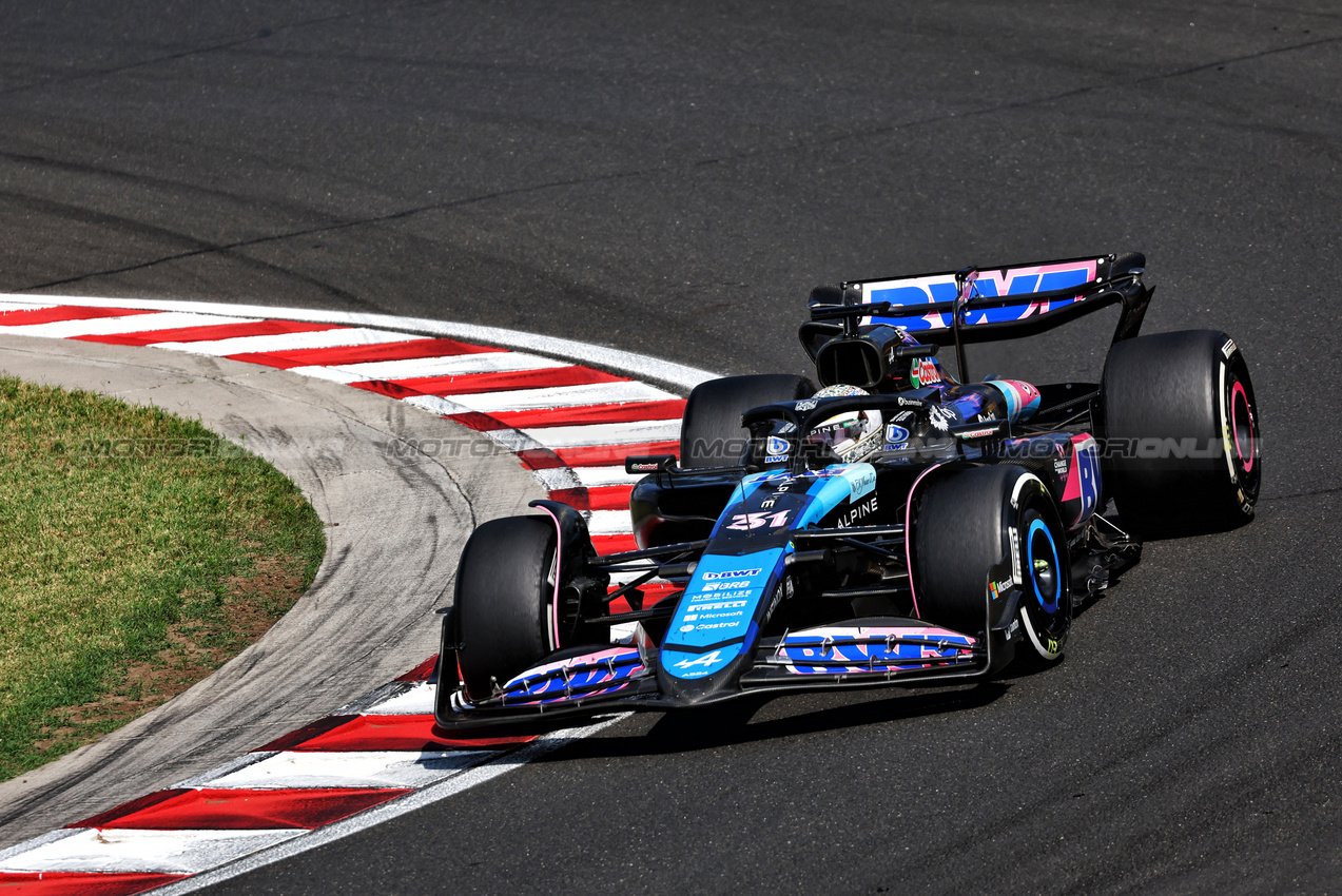 GP UNGHERIA, Esteban Ocon (FRA) Alpine F1 Team A524.

21.07.2024. Formula 1 World Championship, Rd 13, Hungarian Grand Prix, Budapest, Hungary, Gara Day.

 - www.xpbimages.com, EMail: requests@xpbimages.com © Copyright: Coates / XPB Images