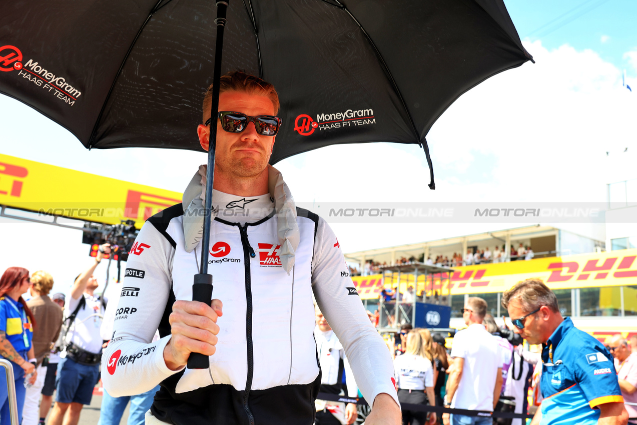 GP UNGHERIA, Nico Hulkenberg (GER) Haas F1 Team on the grid.

21.07.2024. Formula 1 World Championship, Rd 13, Hungarian Grand Prix, Budapest, Hungary, Gara Day.

- www.xpbimages.com, EMail: requests@xpbimages.com © Copyright: Batchelor / XPB Images