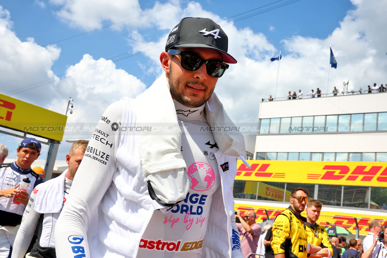 GP UNGHERIA, Esteban Ocon (FRA) Alpine F1 Team on the grid.

21.07.2024. Formula 1 World Championship, Rd 13, Hungarian Grand Prix, Budapest, Hungary, Gara Day.

- www.xpbimages.com, EMail: requests@xpbimages.com © Copyright: Batchelor / XPB Images