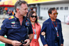 GP UNGHERIA, Christian Horner (GBR) Red Bull Racing Team Principal with Chalerm Yoovidhya (THA) Red Bull Racing Co-Owner e sua moglie Daranee Yoovidhya (THA).

21.07.2024. Formula 1 World Championship, Rd 13, Hungarian Grand Prix, Budapest, Hungary, Gara Day.

 - www.xpbimages.com, EMail: requests@xpbimages.com © Copyright: Coates / XPB Images