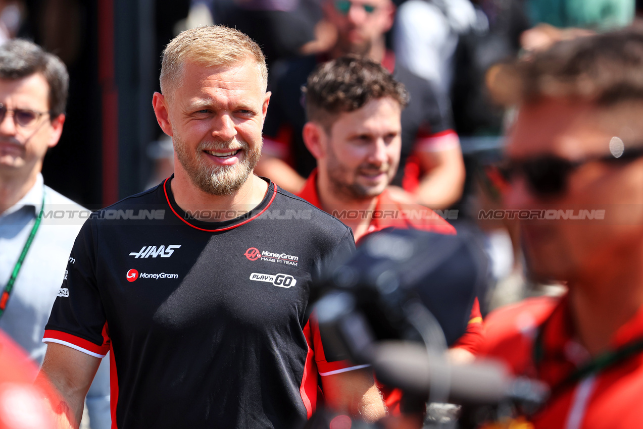 GP UNGHERIA, Kevin Magnussen (DEN) Haas F1 Team.

19.07.2024. Formula 1 World Championship, Rd 13, Hungarian Grand Prix, Budapest, Hungary, Practice Day.

- www.xpbimages.com, EMail: requests@xpbimages.com © Copyright: Batchelor / XPB Images