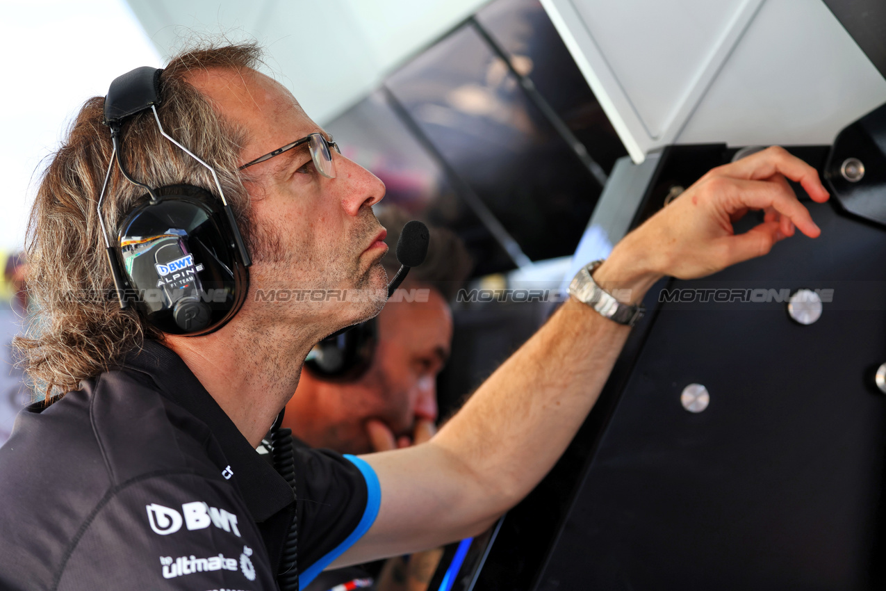 GP UNGHERIA, Ciaron Pilbeam (GBR) Alpine F1 Team Head of Trackside Engineering.

19.07.2024. Formula 1 World Championship, Rd 13, Hungarian Grand Prix, Budapest, Hungary, Practice Day.

- www.xpbimages.com, EMail: requests@xpbimages.com © Copyright: Batchelor / XPB Images