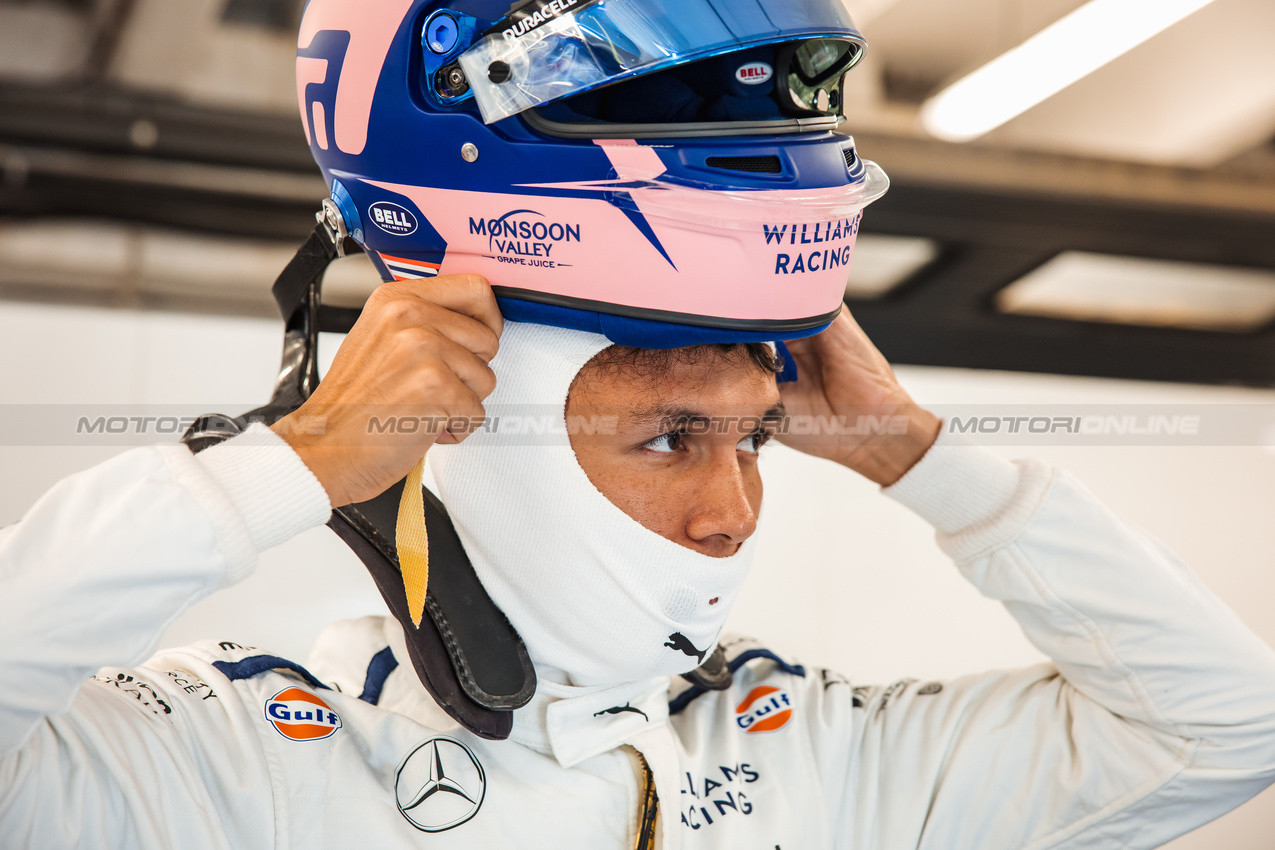 GP UNGHERIA, Alexander Albon (THA) Williams Racing.

19.07.2024. Formula 1 World Championship, Rd 13, Hungarian Grand Prix, Budapest, Hungary, Practice Day.

- www.xpbimages.com, EMail: requests@xpbimages.com © Copyright: Bearne / XPB Images