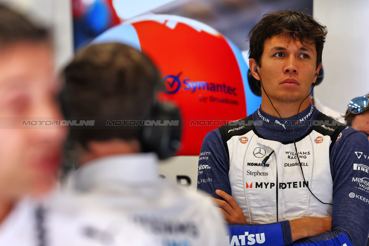 GP UNGHERIA, Alexander Albon (THA) Williams Racing.

19.07.2024. Formula 1 World Championship, Rd 13, Hungarian Grand Prix, Budapest, Hungary, Practice Day.

 - www.xpbimages.com, EMail: requests@xpbimages.com © Copyright: Coates / XPB Images