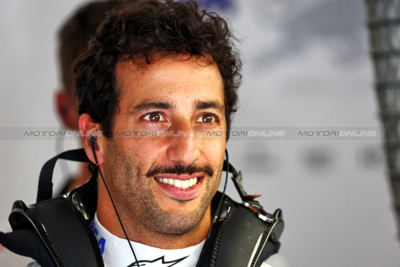 GP UNGHERIA, Daniel Ricciardo (AUS) RB.

19.07.2024. Formula 1 World Championship, Rd 13, Hungarian Grand Prix, Budapest, Hungary, Practice Day.

 - www.xpbimages.com, EMail: requests@xpbimages.com © Copyright: Coates / XPB Images