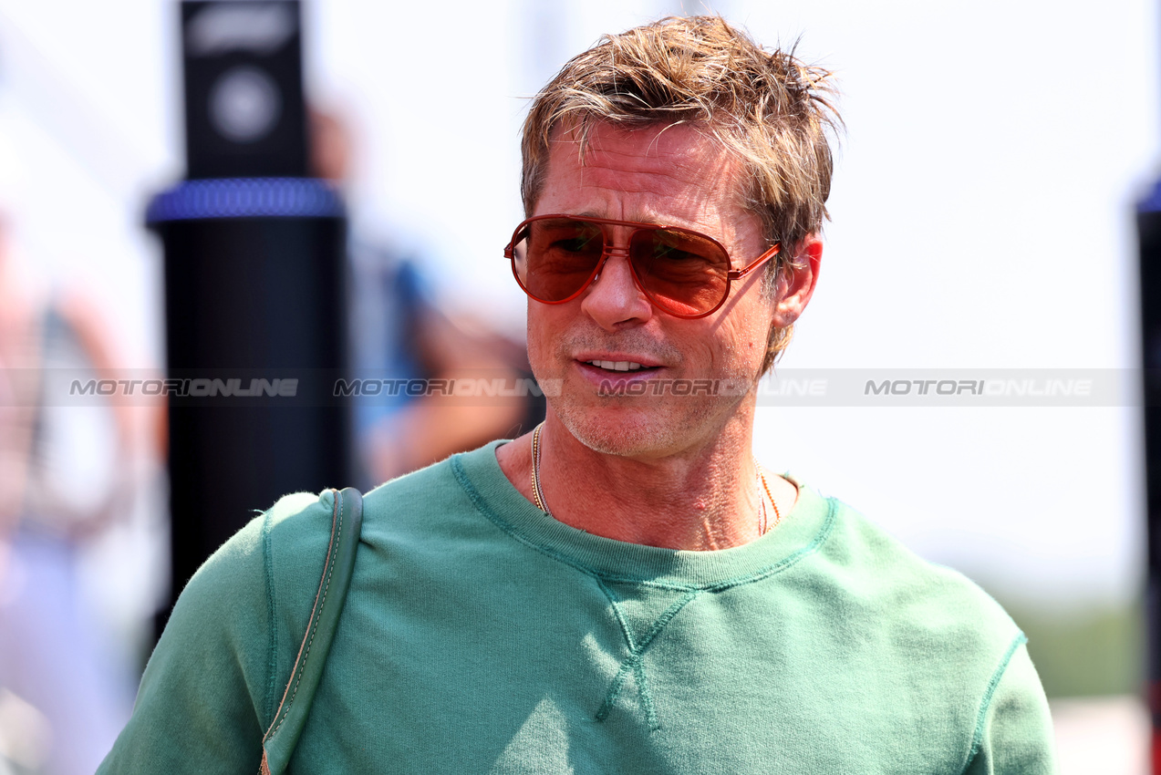 GP UNGHERIA, Brad Pitt (USA) Actor.

19.07.2024. Formula 1 World Championship, Rd 13, Hungarian Grand Prix, Budapest, Hungary, Practice Day.

- www.xpbimages.com, EMail: requests@xpbimages.com © Copyright: Batchelor / XPB Images