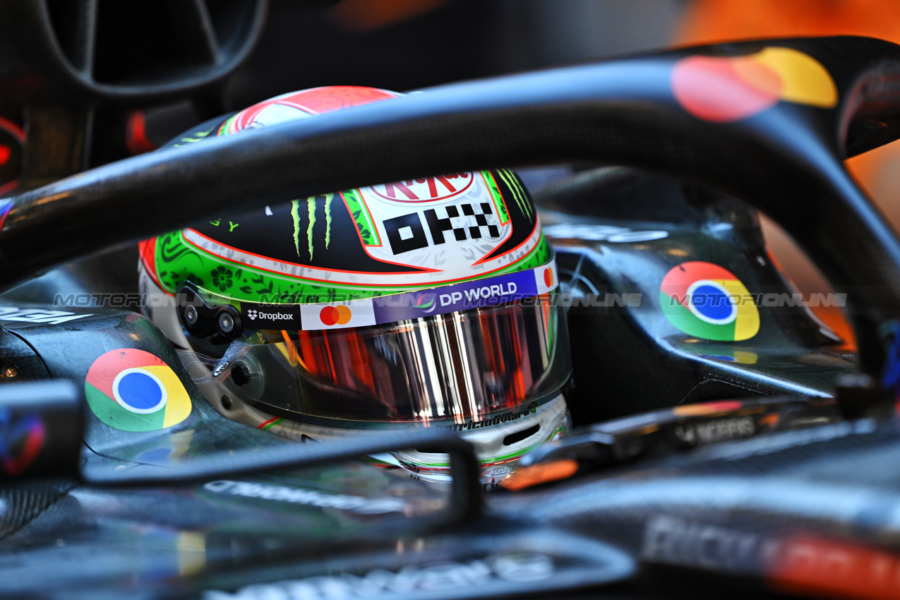 TEST ABU DHABI