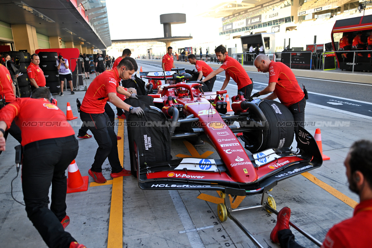 TEST ABU DHABI, Charles Leclerc (MON) Ferrari SF-24.

10.12.2024. Formula 1 Testing, Yas Marina Circuit, Abu Dhabi, Tuesday.

- www.xpbimages.com, EMail: requests@xpbimages.com © Copyright: Price / XPB Images