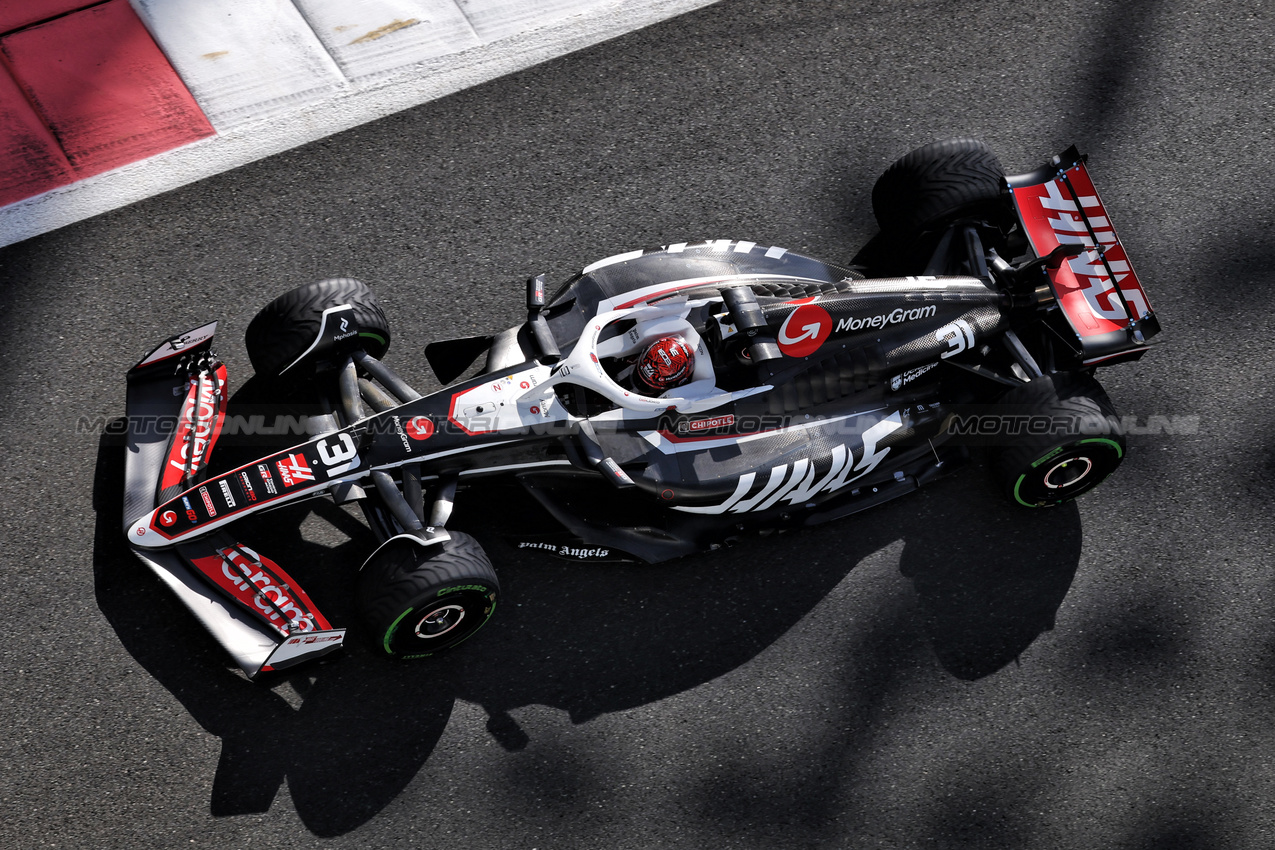 TEST ABU DHABI, Esteban Ocon (FRA) Haas VF-24.

10.12.2024. Formula 1 Testing, Yas Marina Circuit, Abu Dhabi, Tuesday.

- www.xpbimages.com, EMail: requests@xpbimages.com © Copyright: Bearne / XPB Images