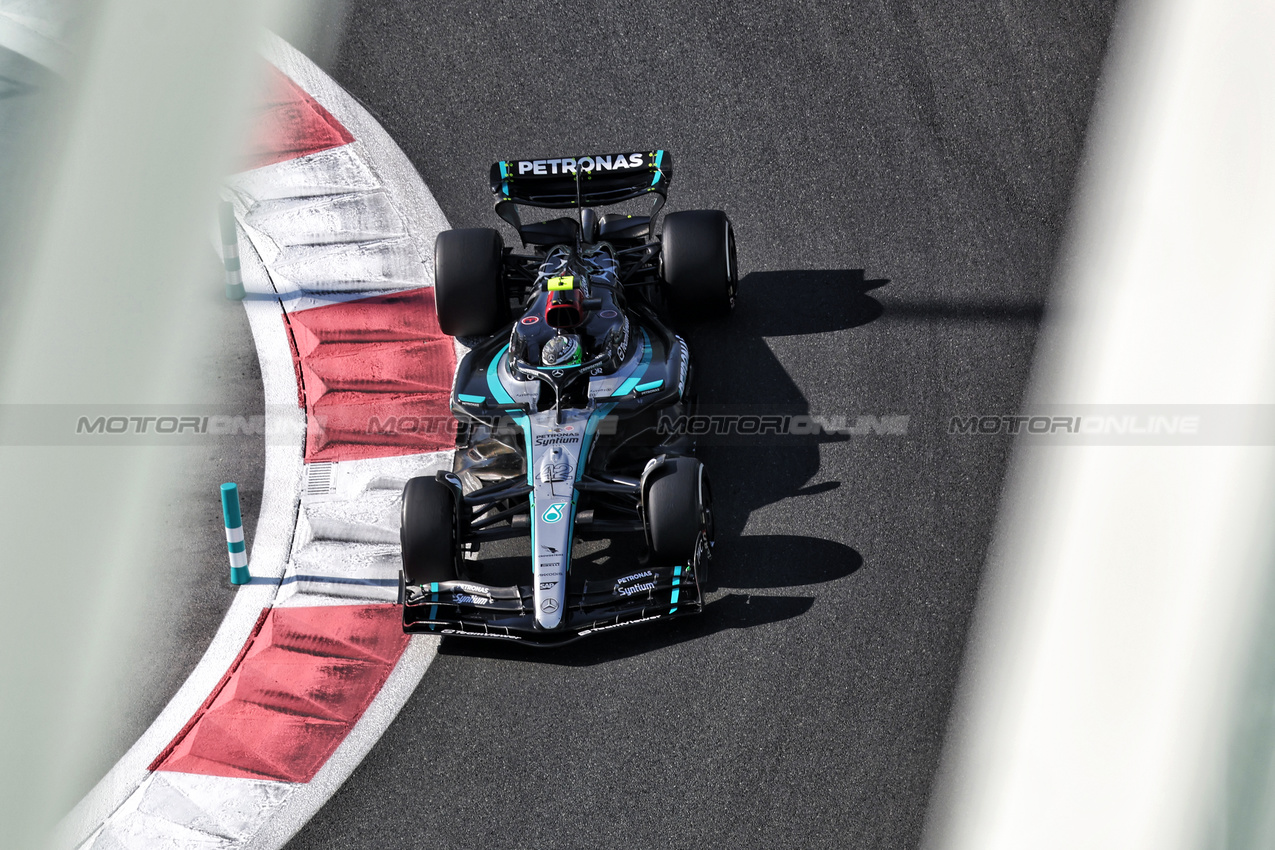 TEST ABU DHABI, Frederik Vesti (DEN) Mercedes AMG F1 W15 Reserve Driver.

10.12.2024. Formula 1 Testing, Yas Marina Circuit, Abu Dhabi, Tuesday.

- www.xpbimages.com, EMail: requests@xpbimages.com © Copyright: Bearne / XPB Images