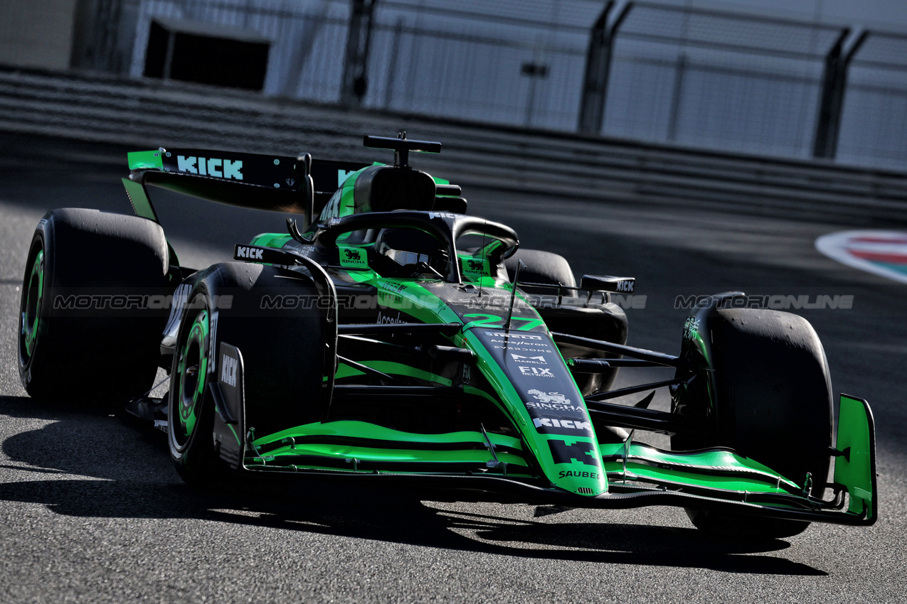 TEST ABU DHABI, Nico Hulkenberg (GER) Haas VF-24.

10.12.2024. Formula 1 Testing, Yas Marina Circuit, Abu Dhabi, Tuesday.

- www.xpbimages.com, EMail: requests@xpbimages.com © Copyright: Moy / XPB Images