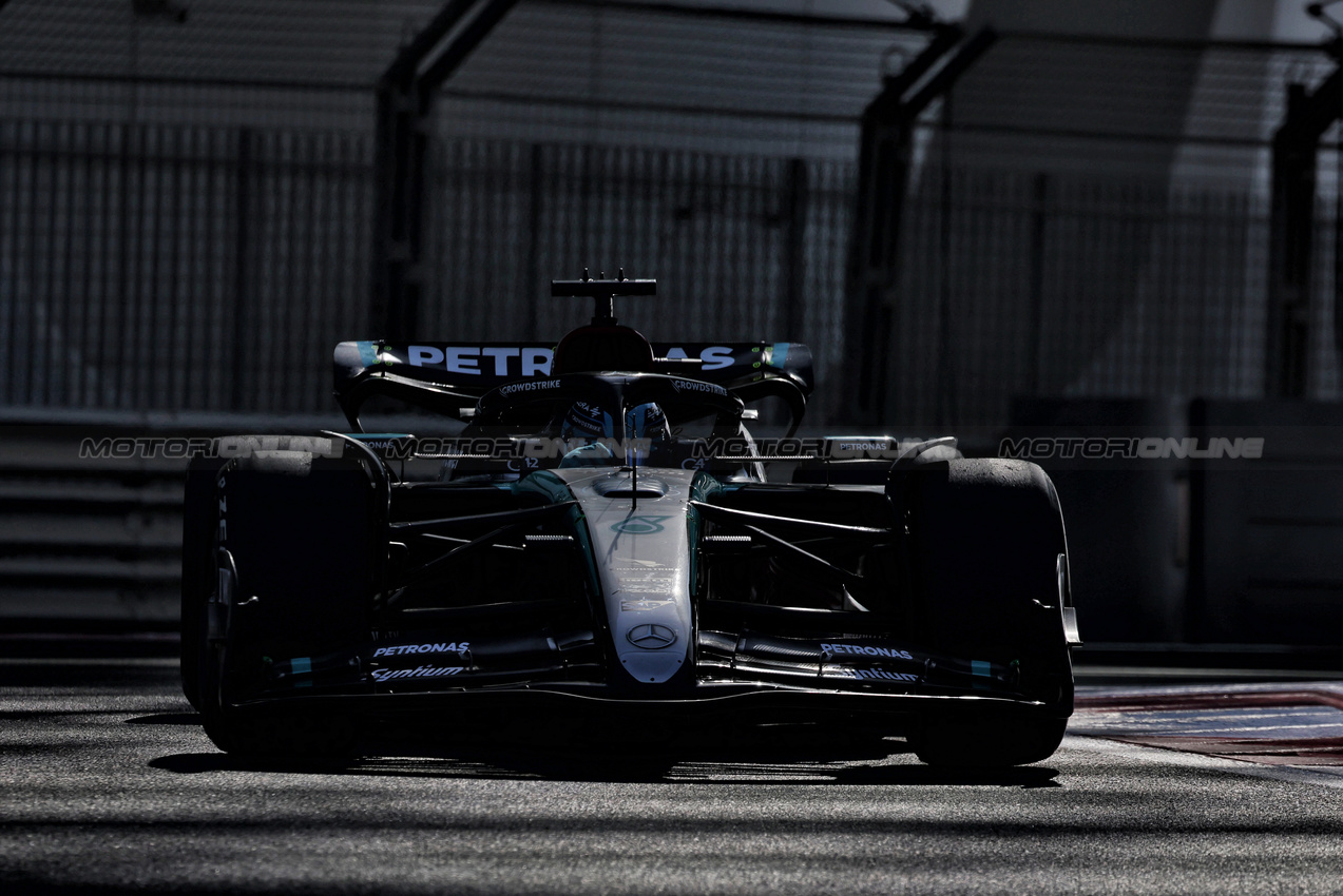 TEST ABU DHABI, George Russell (GBR) Mercedes AMG F1 W15.

10.12.2024. Formula 1 Testing, Yas Marina Circuit, Abu Dhabi, Tuesday.

- www.xpbimages.com, EMail: requests@xpbimages.com © Copyright: Moy / XPB Images