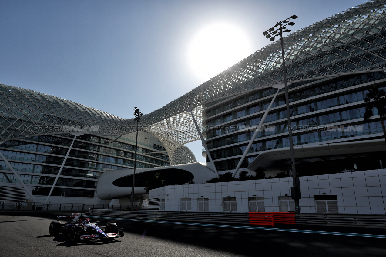 TEST ABU DHABI