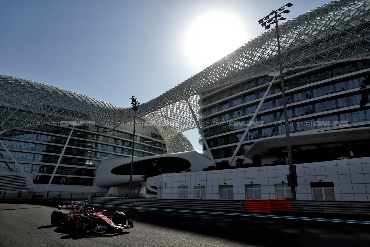 TEST ABU DHABI, Charles Leclerc (MON) Ferrari SF-24.

10.12.2024. Formula 1 Testing, Yas Marina Circuit, Abu Dhabi, Tuesday.

- www.xpbimages.com, EMail: requests@xpbimages.com © Copyright: Moy / XPB Images