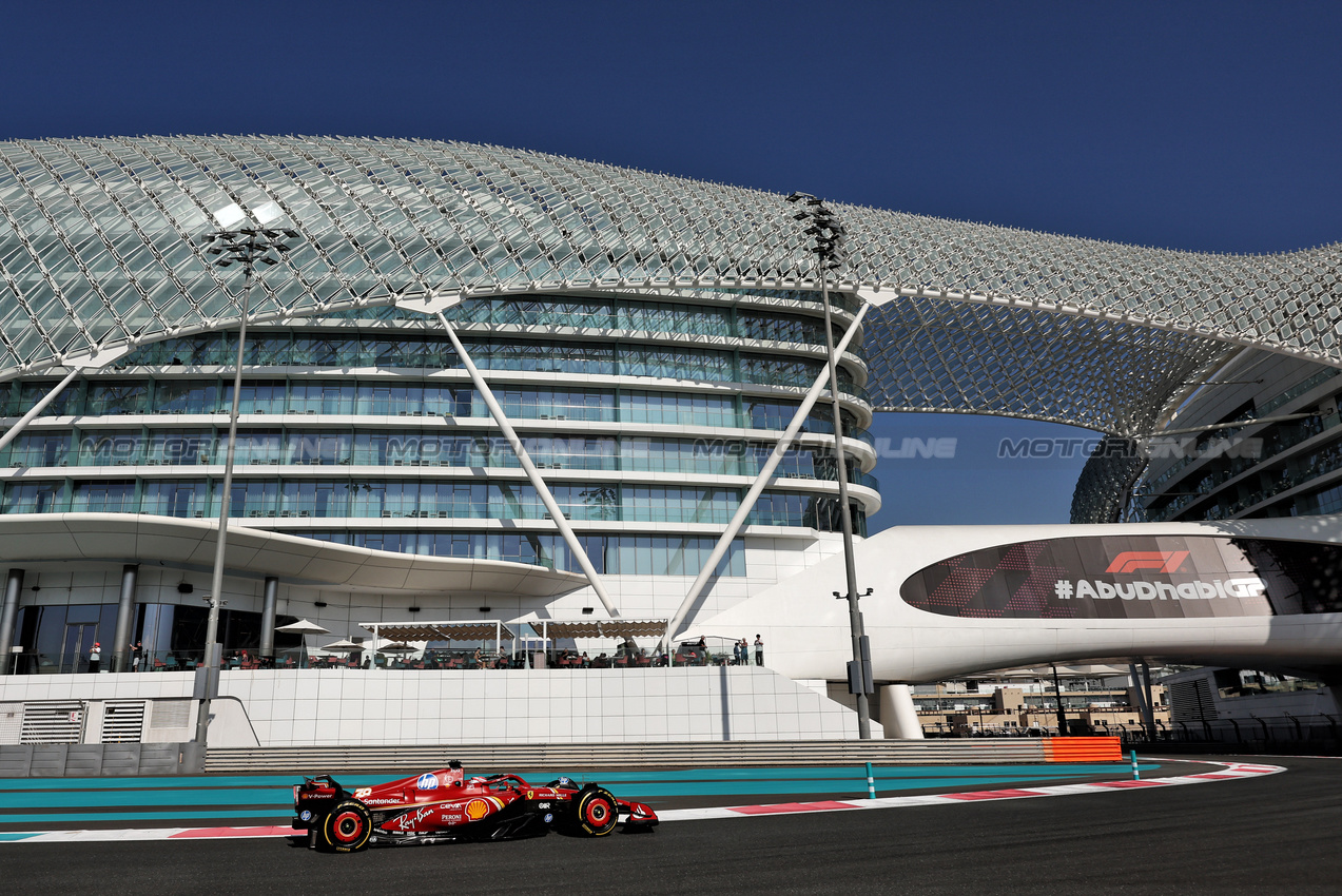 TEST ABU DHABI, Antonio Fuoco (ITA) Ferrari SF-24.

10.12.2024. Formula 1 Testing, Yas Marina Circuit, Abu Dhabi, Tuesday.

- www.xpbimages.com, EMail: requests@xpbimages.com © Copyright: Moy / XPB Images