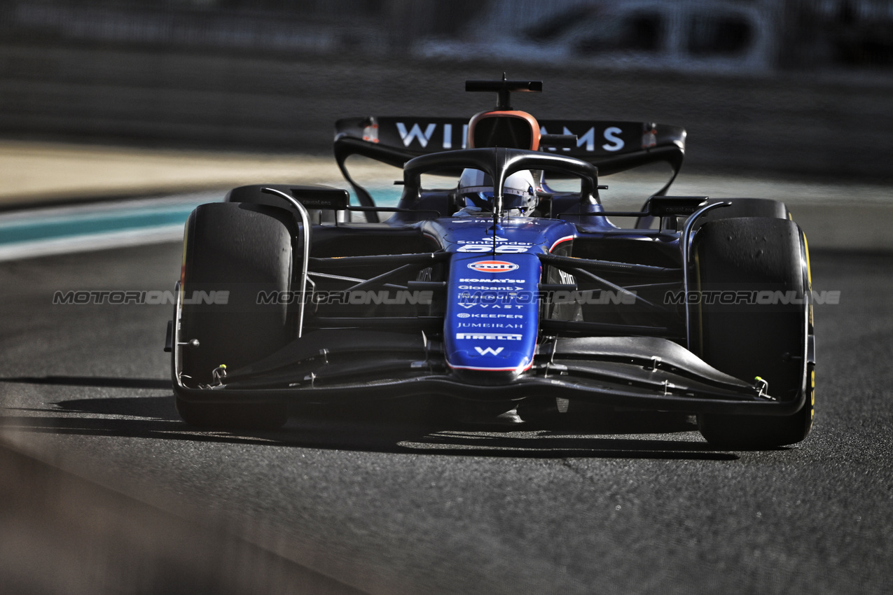 TEST ABU DHABI, Carlos Sainz Jr (ESP) Williams Racing FW46.

10.12.2024. Formula 1 Testing, Yas Marina Circuit, Abu Dhabi, Tuesday.

- www.xpbimages.com, EMail: requests@xpbimages.com © Copyright: Price / XPB Images