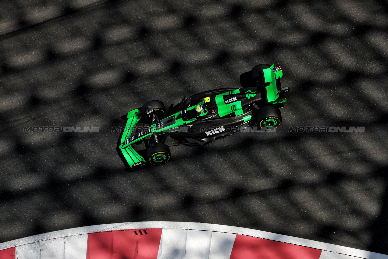 TEST ABU DHABI, Gabriel Bortoleto (BRA) Sauber C44.

10.12.2024. Formula 1 Testing, Yas Marina Circuit, Abu Dhabi, Tuesday.

- www.xpbimages.com, EMail: requests@xpbimages.com © Copyright: Moy / XPB Images