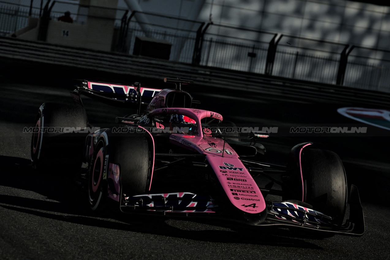 TEST ABU DHABI
