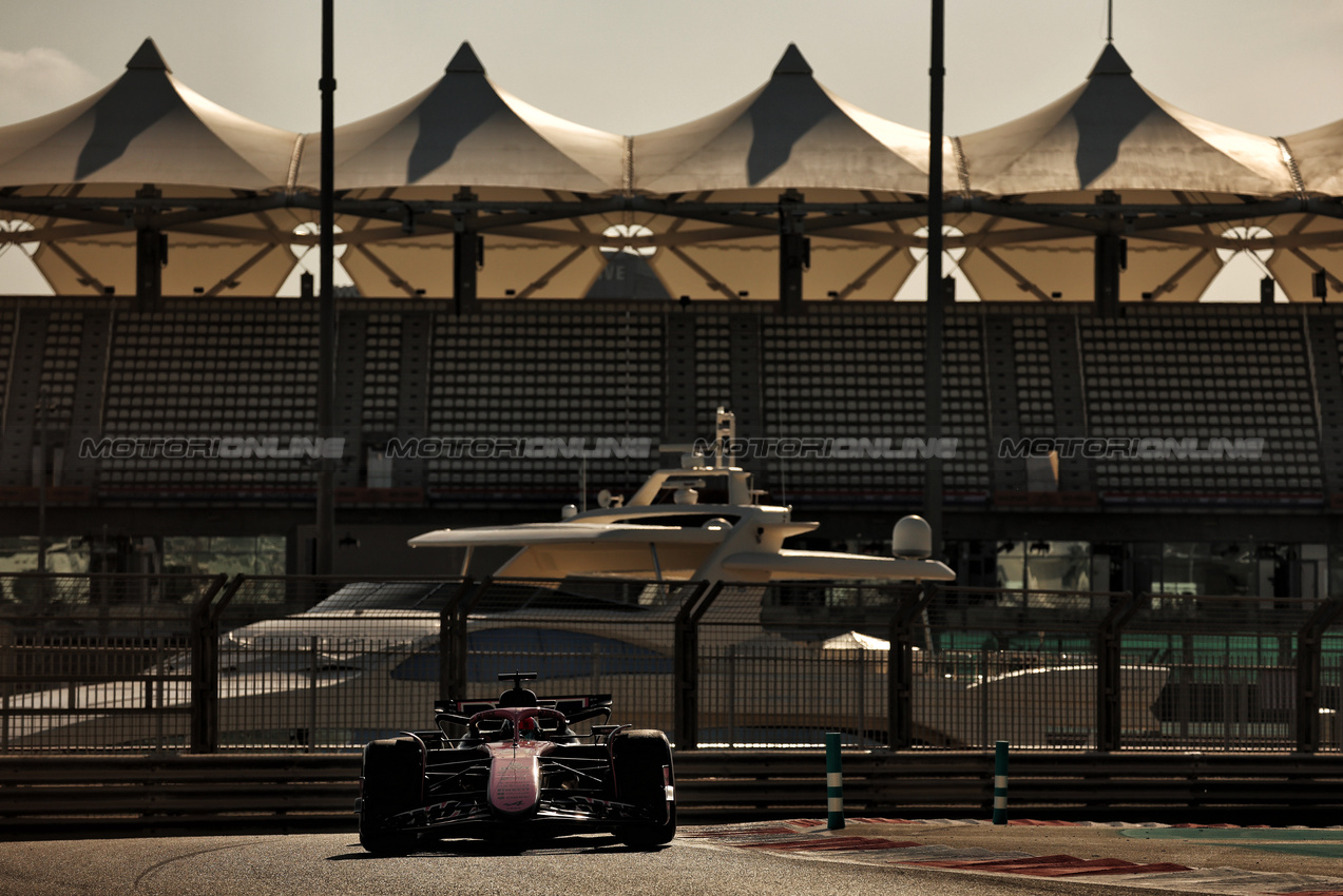 TEST ABU DHABI