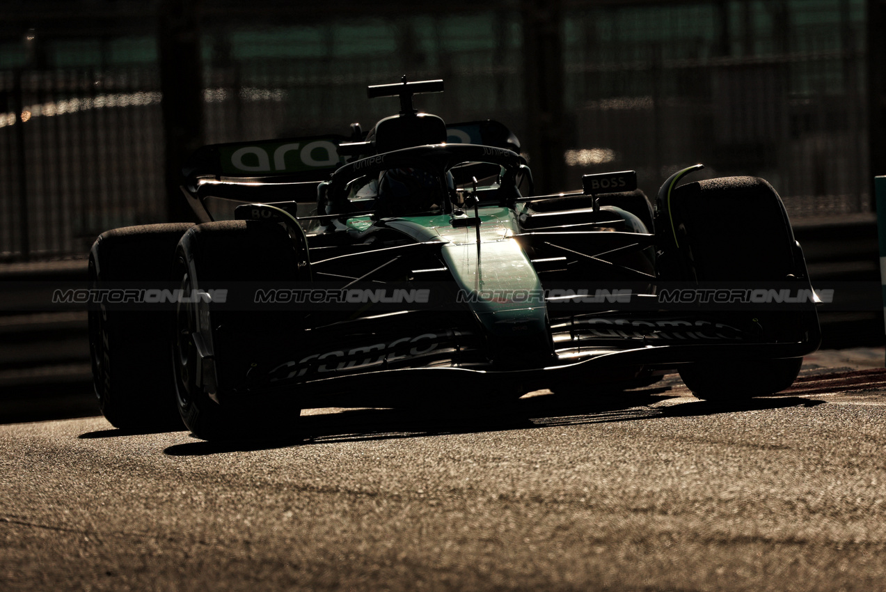 TEST ABU DHABI, Jak Crawford (USA) Aston Martin F1 Team AMR24 Young Driver.

10.12.2024. Formula 1 Testing, Yas Marina Circuit, Abu Dhabi, Tuesday.

- www.xpbimages.com, EMail: requests@xpbimages.com © Copyright: Moy / XPB Images