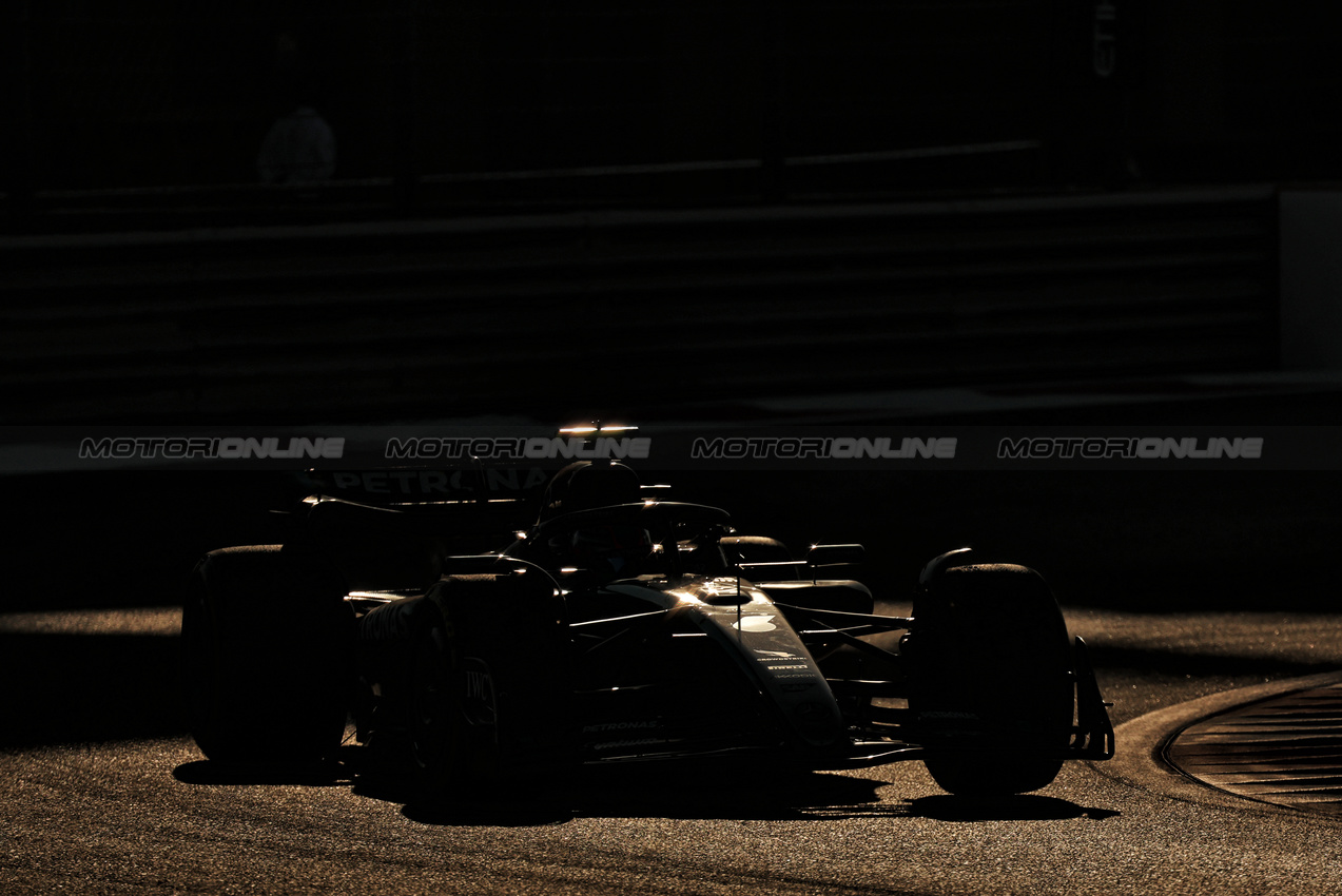 TEST ABU DHABI, Mercedes AMG F1 W15.

10.12.2024. Formula 1 Testing, Yas Marina Circuit, Abu Dhabi, Tuesday.

- www.xpbimages.com, EMail: requests@xpbimages.com © Copyright: Moy / XPB Images