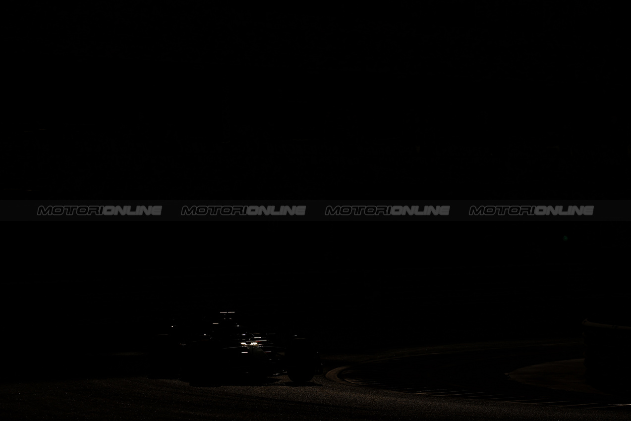 TEST ABU DHABI, Low light action.

10.12.2024. Formula 1 Testing, Yas Marina Circuit, Abu Dhabi, Tuesday.

- www.xpbimages.com, EMail: requests@xpbimages.com © Copyright: Moy / XPB Images